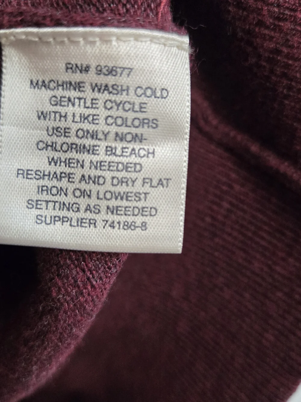 St. John's Bay Men's XL Maroon Pullover v-neck sweater Preppy